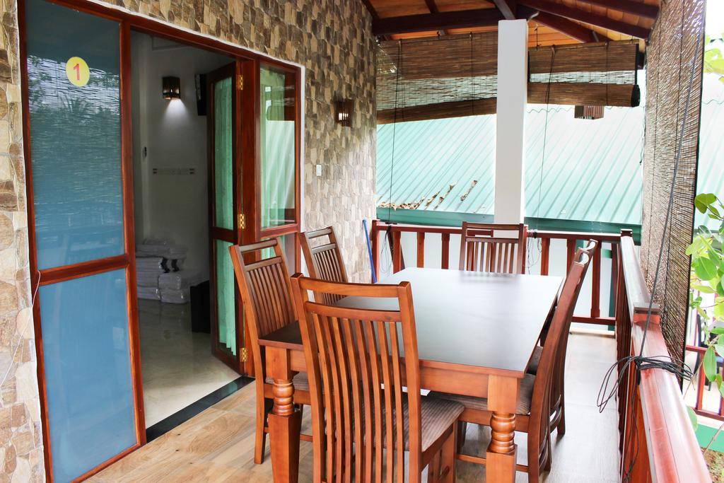 Azzurra Hikkaduwa Villa Ruang foto