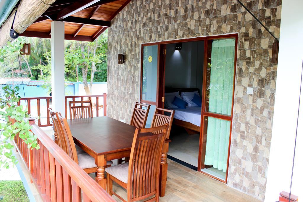 Azzurra Hikkaduwa Villa Ruang foto