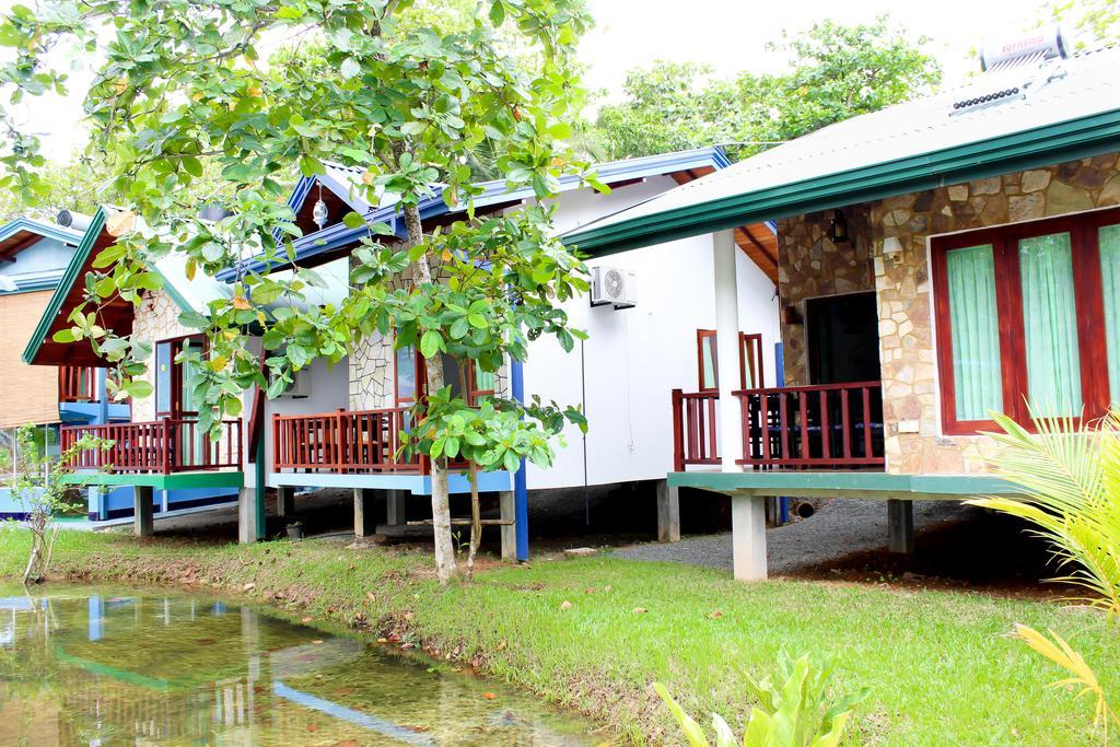 Azzurra Hikkaduwa Villa Ruang foto