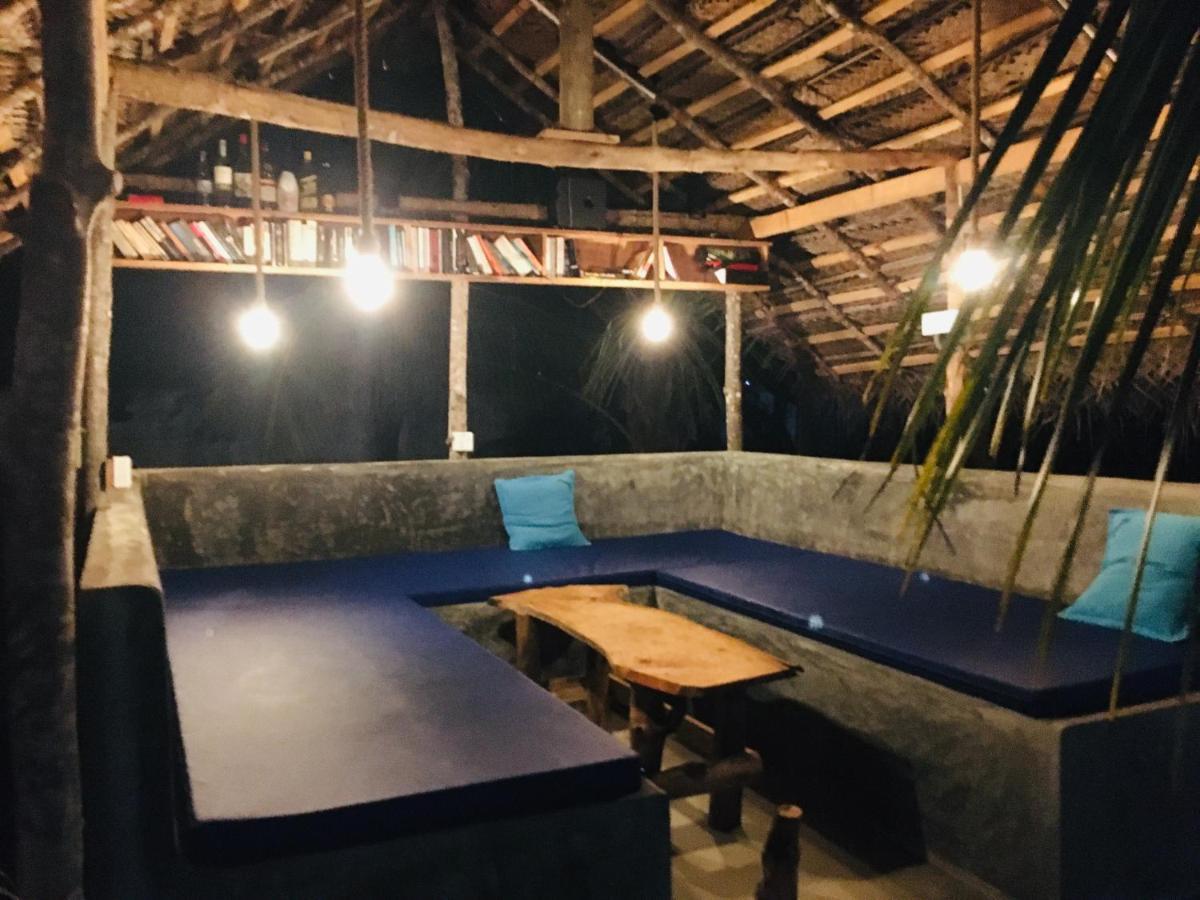 Azzurra Hikkaduwa Villa Bagian luar foto
